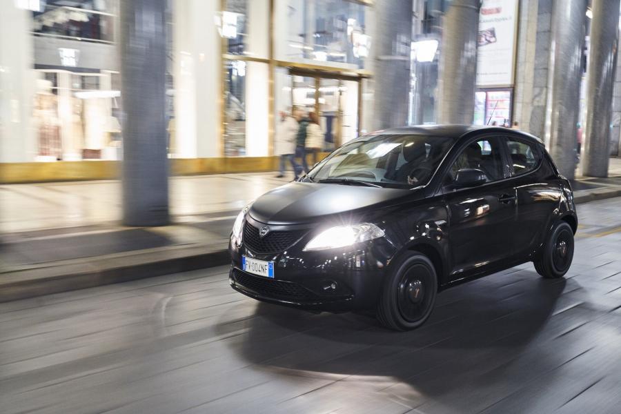  Lancia Ypsilon Black and Noir (846) 2019 года  (фото 30 из 39)
